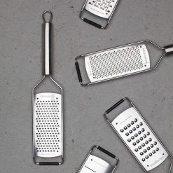 Microplane Professional Series Coarse Grater -KITCHEN GADGETS Store 0938000 Microplane Professional Series Coarse Grater 600px 2 1