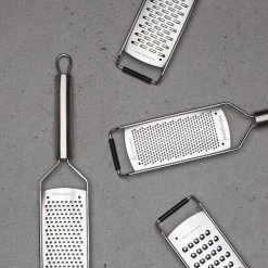 Microplane Professional Series Medium Ribbon Grater 5 Microplane Professional Series Medium Ribbon Grater -KITCHEN GADGETS Store 0938004 Microplane Professional Series Fine Grater 600px 2 1