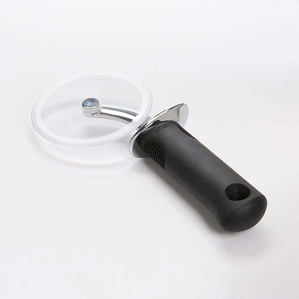 OXO Good Grips 4" Pizza Wheel For Non Stick Pans 2 OXO Good Grips 4" Pizza Wheel For Non Stick Pans - Image 2