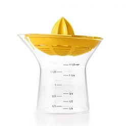 OXO Good Grips 2-In-1 Citrus Juicer 9 OXO Good Grips 2-In-1 Citrus Juicer -KITCHEN GADGETS Store 11263400UK OXO Good Grips 2 In 1 Citrus Juicer 3