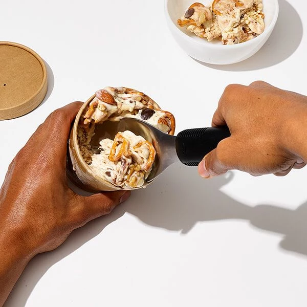 OXO Good Grips Ice Cream Spade 4 OXO Good Grips Ice Cream Spade - Image 4