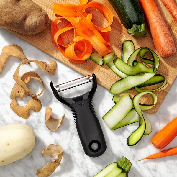 OXO Good Grips Y Peeler 5 OXO Good Grips Y Peeler - Image 5