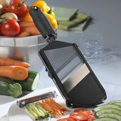Microplane Adjustable Slicer With Julienne Blade -KITCHEN GADGETS Store 34040 Microplane Slicer with Julienne Black 3
