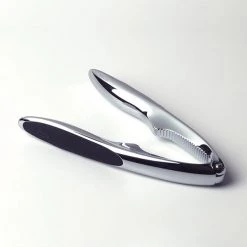 OXO Good Grips Nut / Seafood Cracker 5 OXO Good Grips Nut / Seafood Cracker -KITCHEN GADGETS Store 39881UK OXO Good Grips Nut Seafood Cracker 2