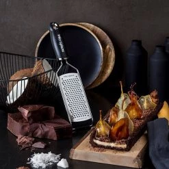 Microplane Gourmet Series Coarse Grater Black -KITCHEN GADGETS Store 45000 Microplane Gourmet Series Coarse Grater Black 600px 3