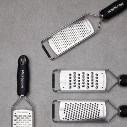 Microplane Gourmet Series Coarse Grater Black -KITCHEN GADGETS Store 45000 Microplane Gourmet Series Coarse Grater Black 600px 4