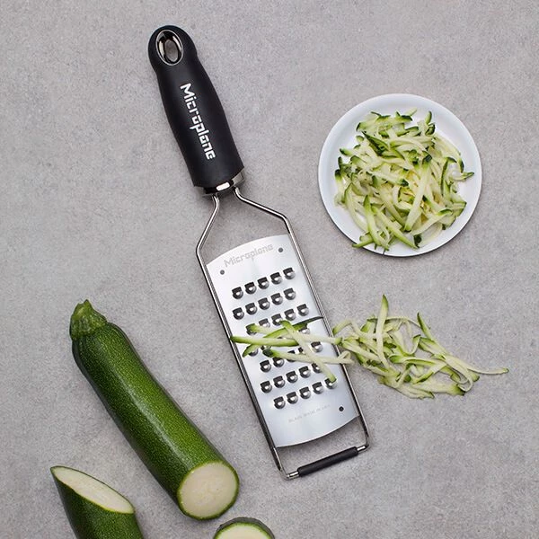 Microplane Gourmet Series Extra Coarse Grater Black 4 Microplane Gourmet Series Extra Coarse Grater Black - Image 4