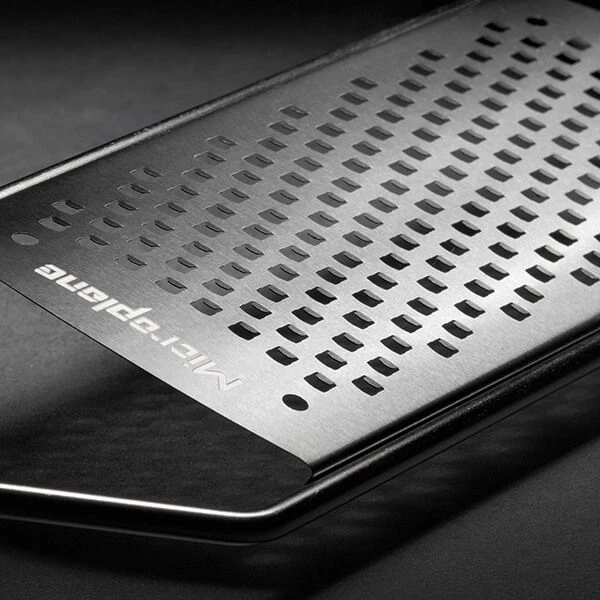 Microplane Gourmet Series Coarse Grater Red 2 Microplane Gourmet Series Coarse Grater Red - Image 2