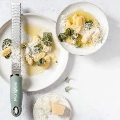 Microplane Premium Classic Series Zester/Grater Eucalyptus Green 9 Microplane Premium Classic Series Zester/Grater Eucalyptus Green -KITCHEN GADGETS Store 46727E Microplane Premium Classic Series Zester Eucalyptus Green 3