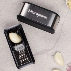 Microplane Stainless Steel Garlic Cutter -KITCHEN GADGETS Store 48914 Microplane Garlic Cutter 600px 3