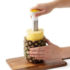 Chef'n Pineapple Corer White -KITCHEN GADGETS Store 5255875KC Chef N Pineapple Corer White 2