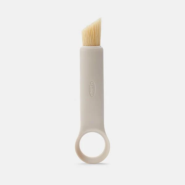 Chef'n Chef''n Mushroom Corer With Brush Taupe 1 Chef'n Chef''n Mushroom Corer With Brush Taupe