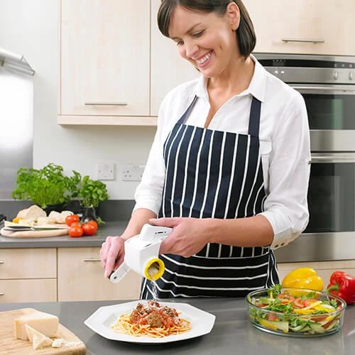 Zyliss Acid Etched Grater 4 Zyliss Acid Etched Grater - Image 4