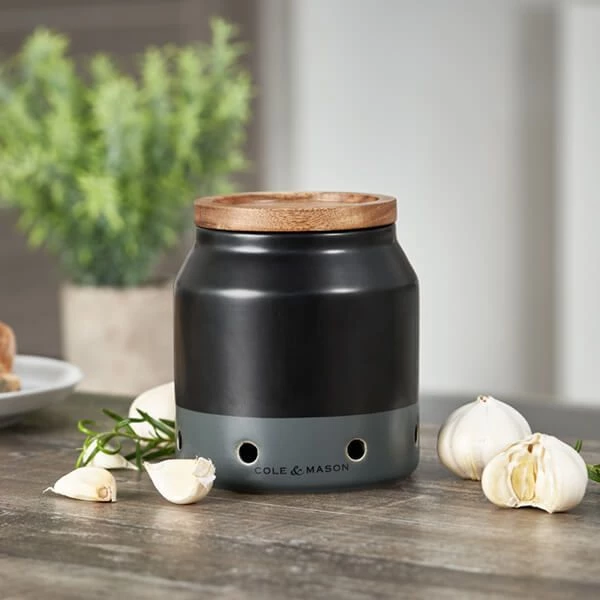 Cole & Mason Elmdon Ceramic Garlic Keeper 2 Cole & Mason Elmdon Ceramic Garlic Keeper - Image 2