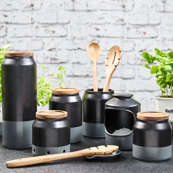 Cole & Mason Elmdon Ceramic Garlic Keeper 6 Cole & Mason Elmdon Ceramic Garlic Keeper - Image 6