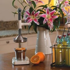 Living Nostalgia Antique Cream Heavy Duty Juicer -KITCHEN GADGETS Store LNJUICERCRE KitchenCraft Heavy Duty Juicer Cream 3