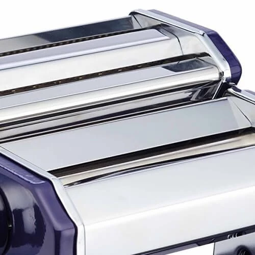 World Of Flavours Italian Deluxe Double Cutter Pasta Machine Blue 3 World Of Flavours Italian Deluxe Double Cutter Pasta Machine Blue - Image 3